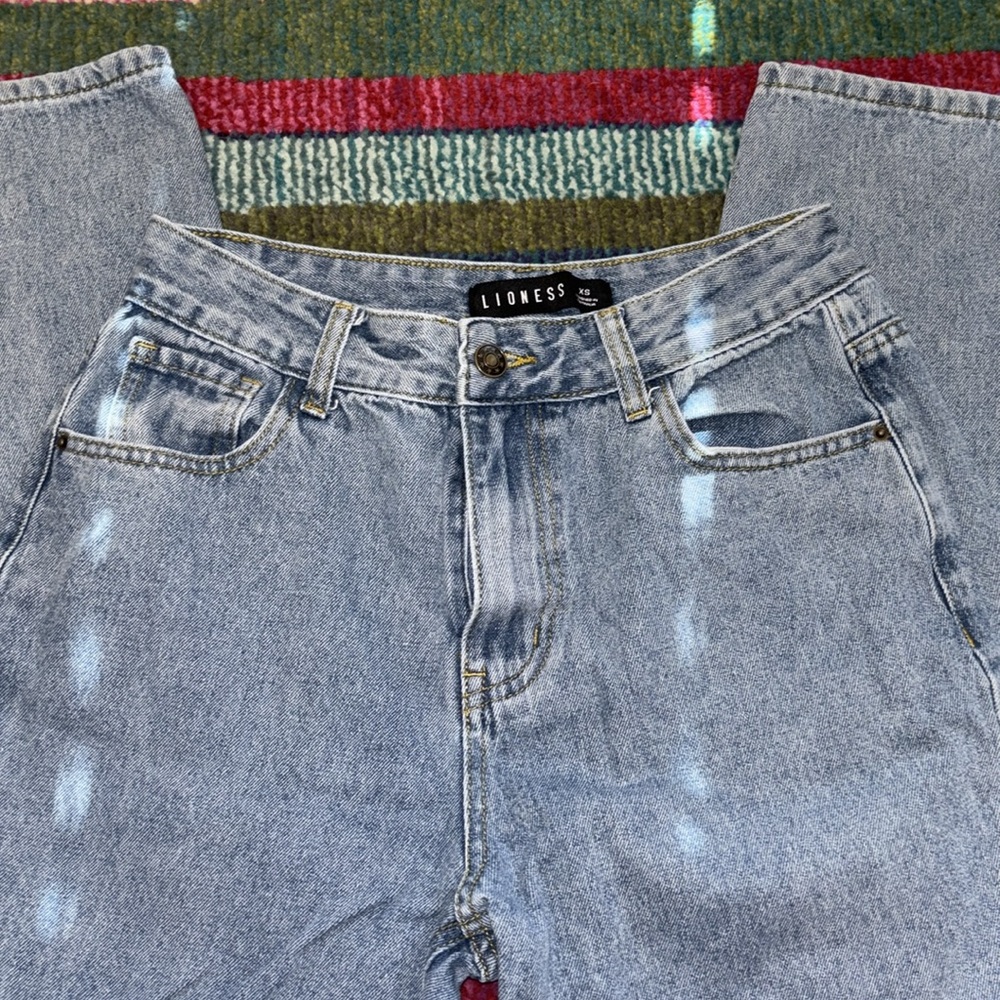 Princess Polly Lioness- Washed Blue Denim Horseshoe Jeans